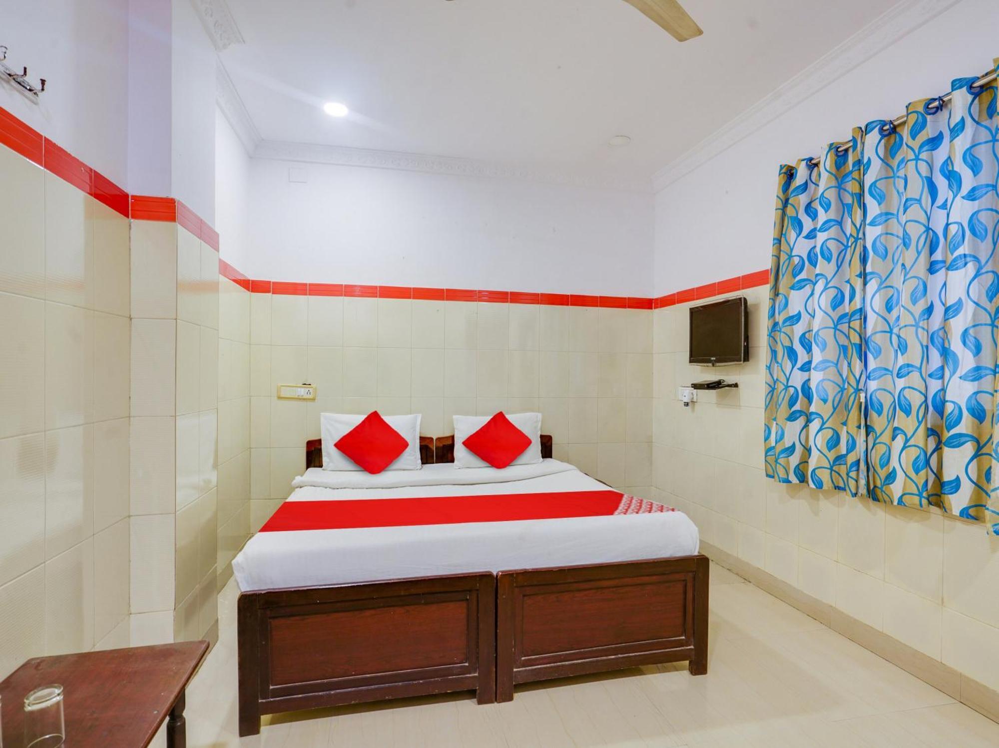 Hotel O Siro Inn Шамшабад Екстериор снимка